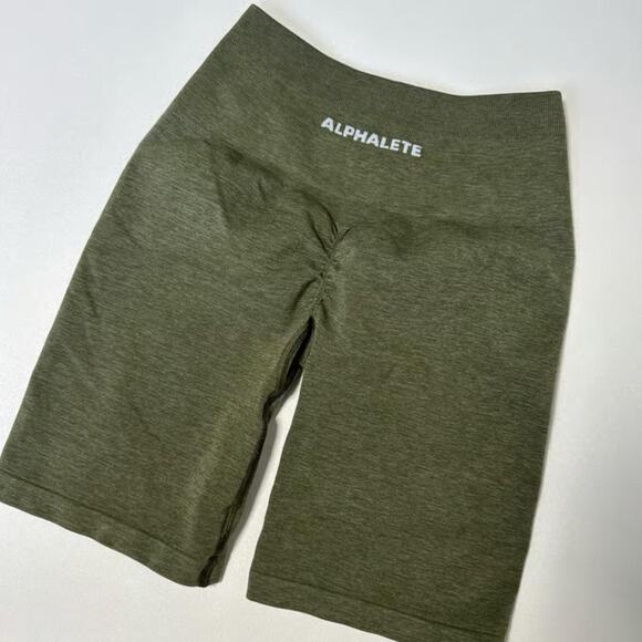 Alphalete Amplify Shorts - Picture 1 of 4